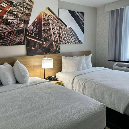 Days Inn By Wyndham Brooklyn Eastern Parkway ニューヨーク エクステリア 写真